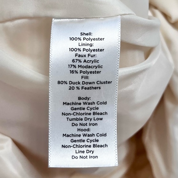 Talbots Duck Down Vest w/ Detachable Hood Faux Fur Ivory Size Small Petite - Picture 11 of 12